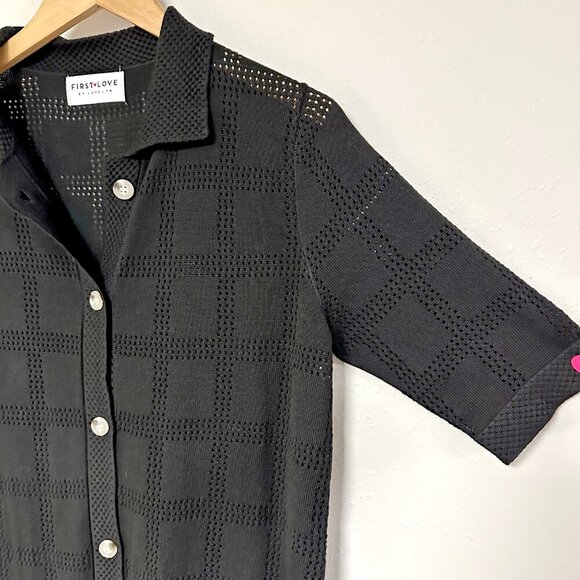 *NEW* First Love Coverup - Picture 3 of 9